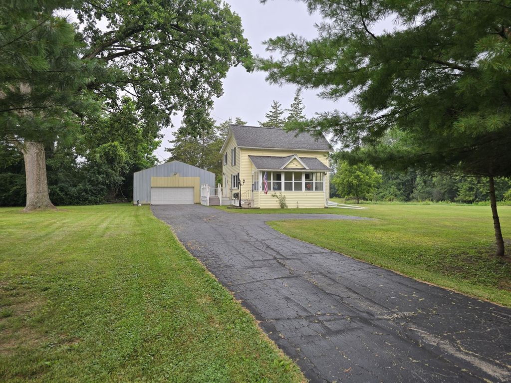 4250 Rives Junction Road, Blackman charter township