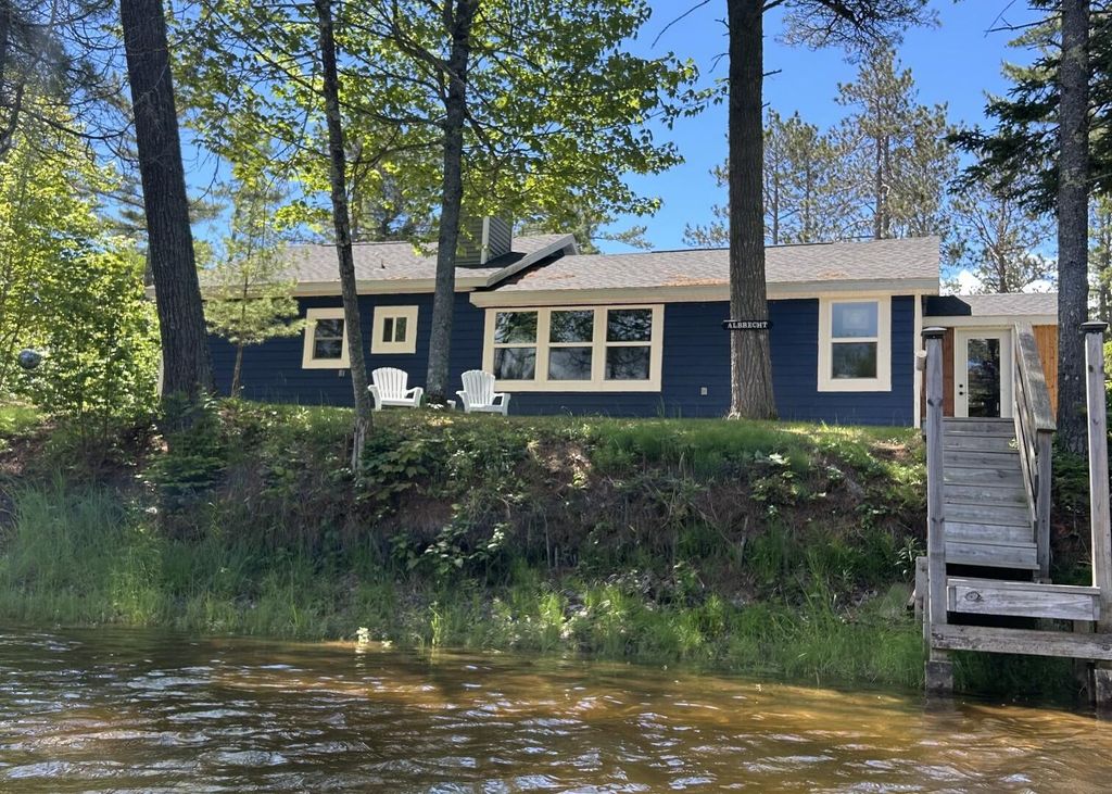 W12204 Middle River Road, Garfield township