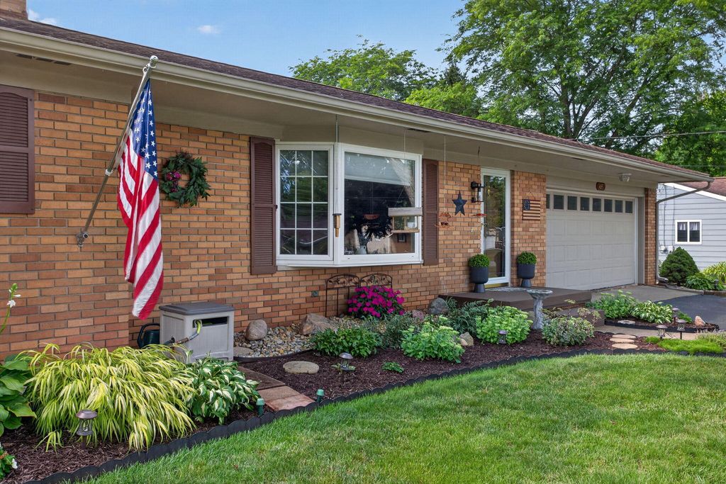 4857 Fleetwood Lane, Spring Arbor township