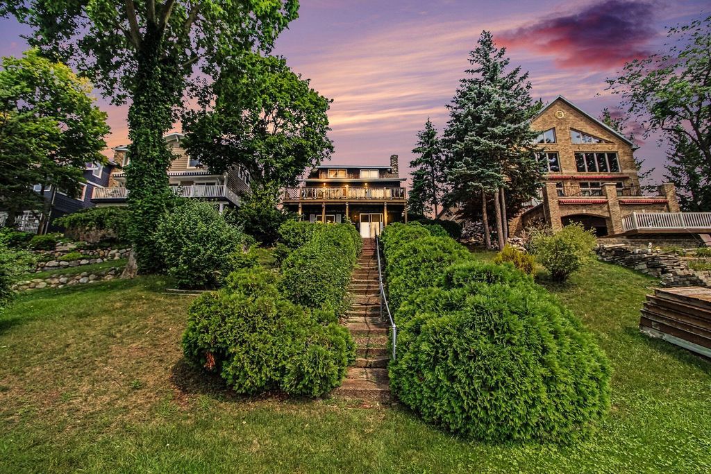 1865 Wamplers Heights Drive, Norvell township