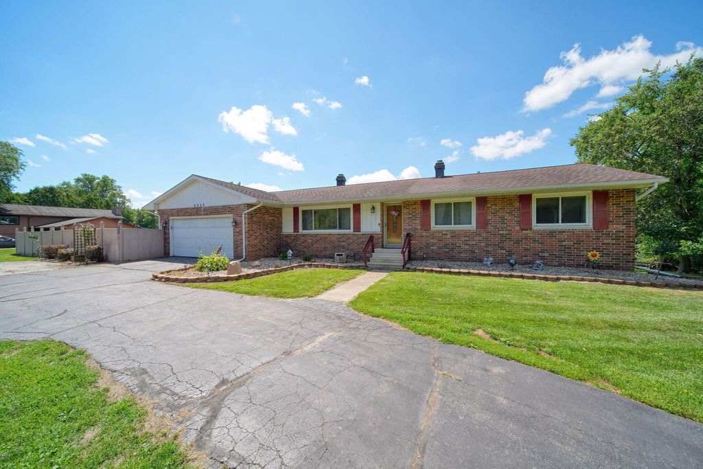 6060 Lansing Avenue, Blackman charter township