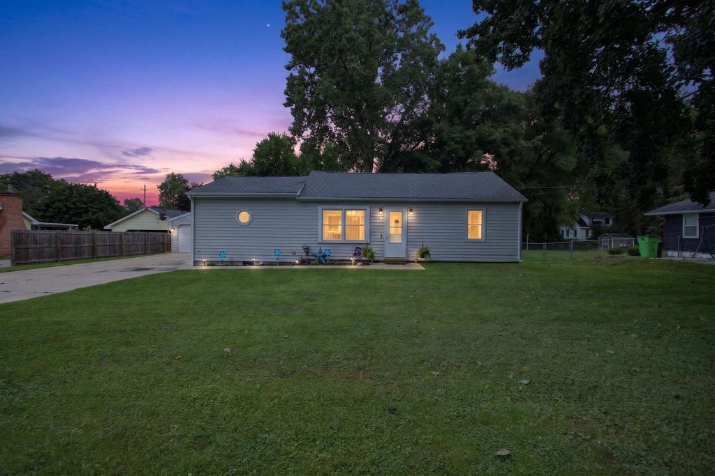 717 23rd Street, Summit township