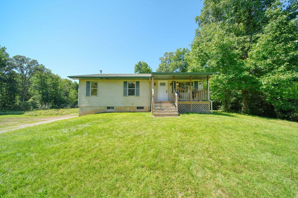 8600 U.s. 127, Woodstock township