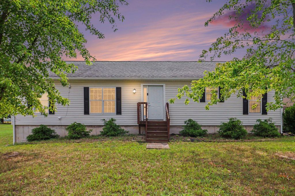 14743 Jefferson Road, Deerfield township