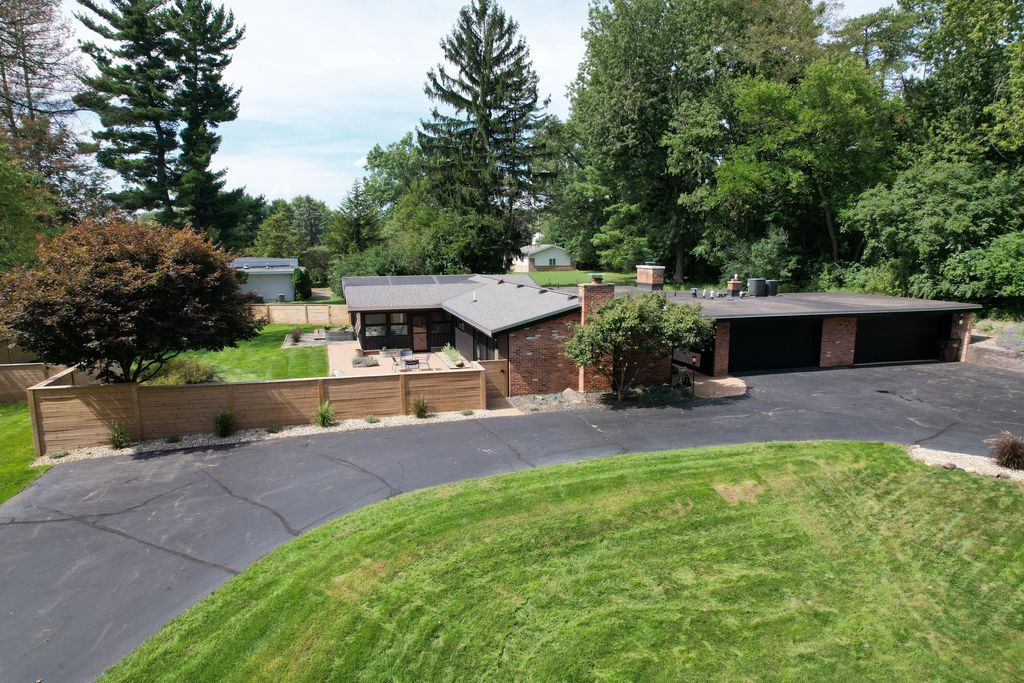 3520 Stonewall Road, Jackson