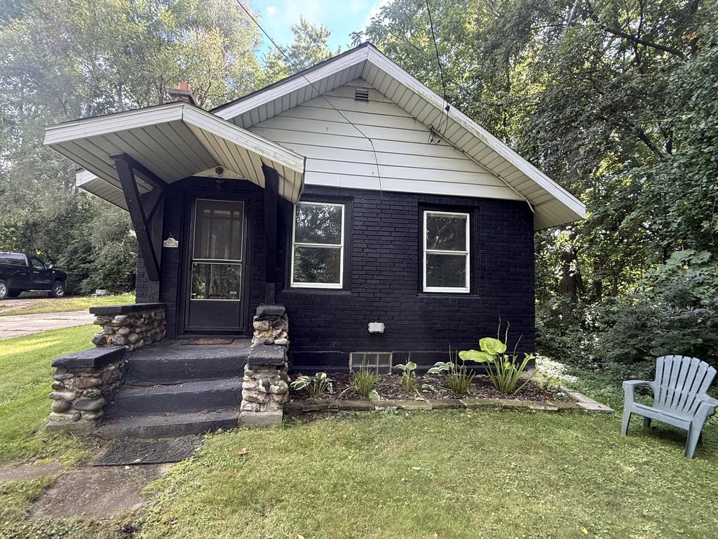 319 Watts Street, Jackson