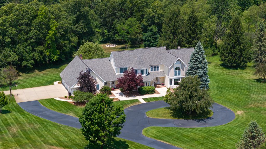6190 Browns Lake Road, Jackson