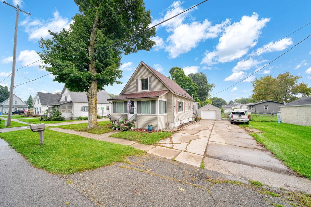 111 Greenleaf Street, Onsted