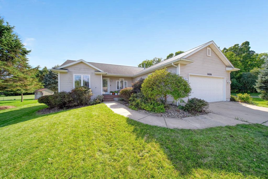 1406 Adams Street, Dansville