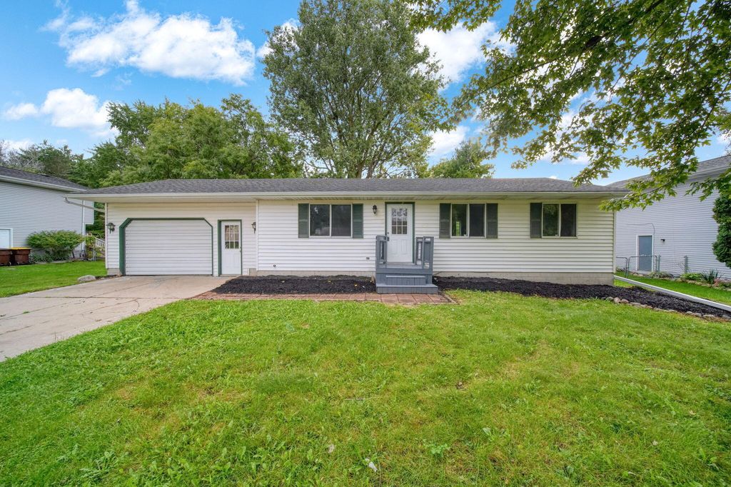 2520 Lanier Court, Lansing