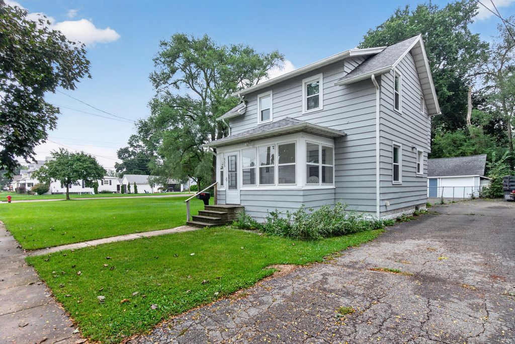 555 N Pleasant Street, Jackson