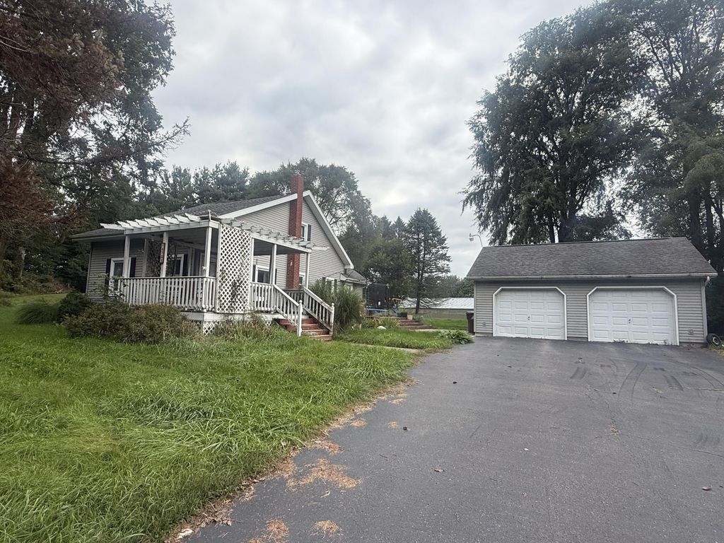4751 Nims Road, Leslie