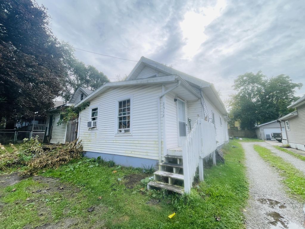 2513 E Ganson Street, Jackson
