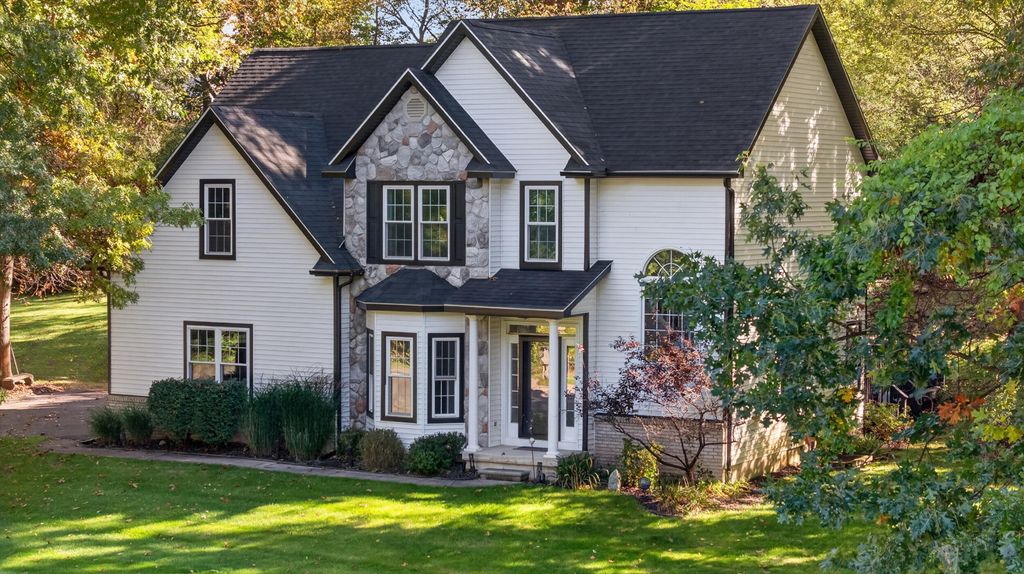 5361 Universe Avenue, Marion township