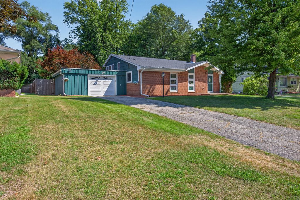 5486 Sherwood Drive, Jackson