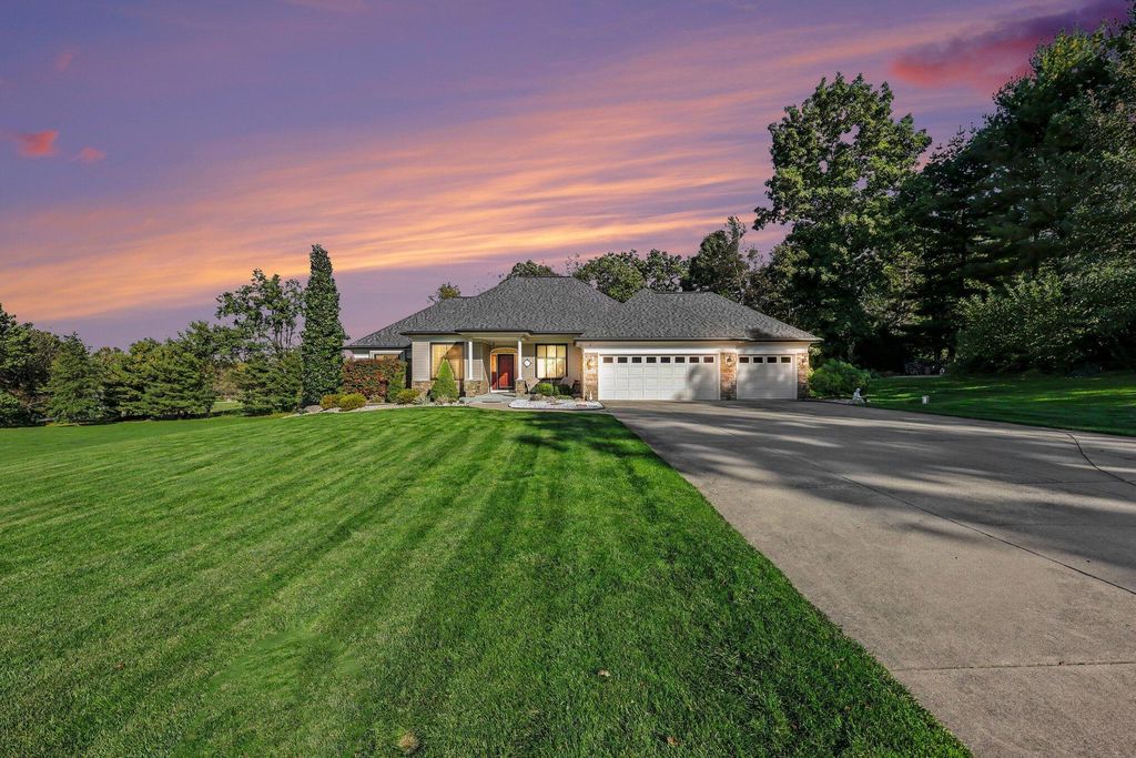 8485 Van Horne Estates Drive, Rives Junction