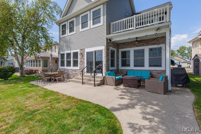 10950 W Ferndale Dr, Rollin township