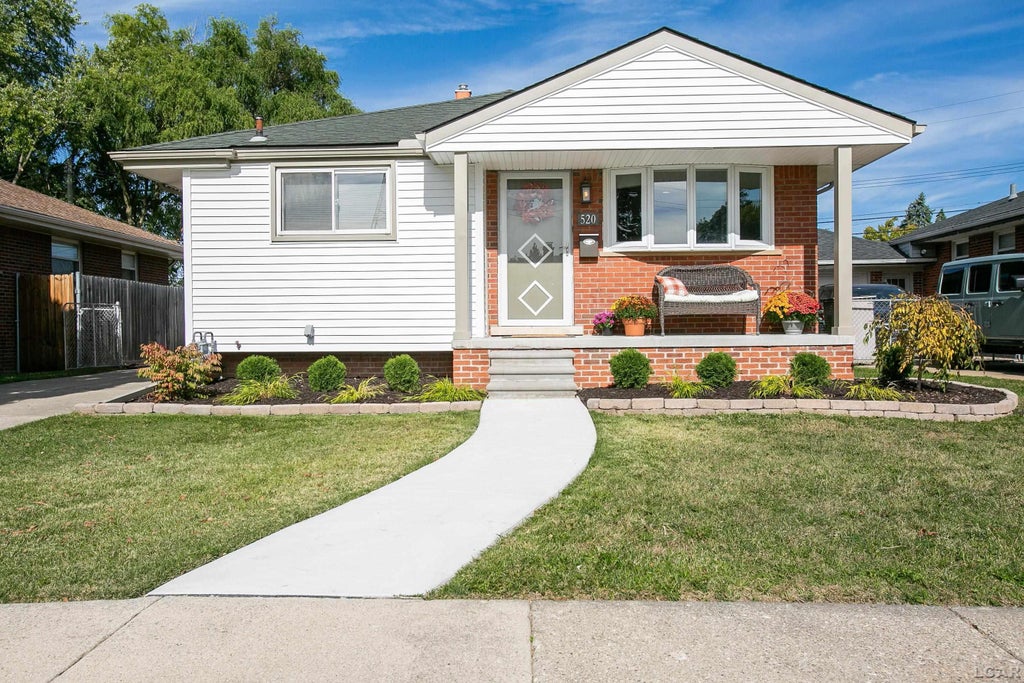 520 New York Ave, Lincoln Park city