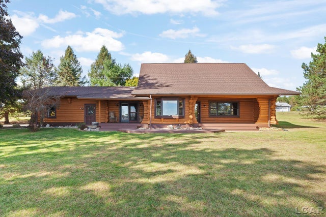 11999 Laird Rd, Cambridge township