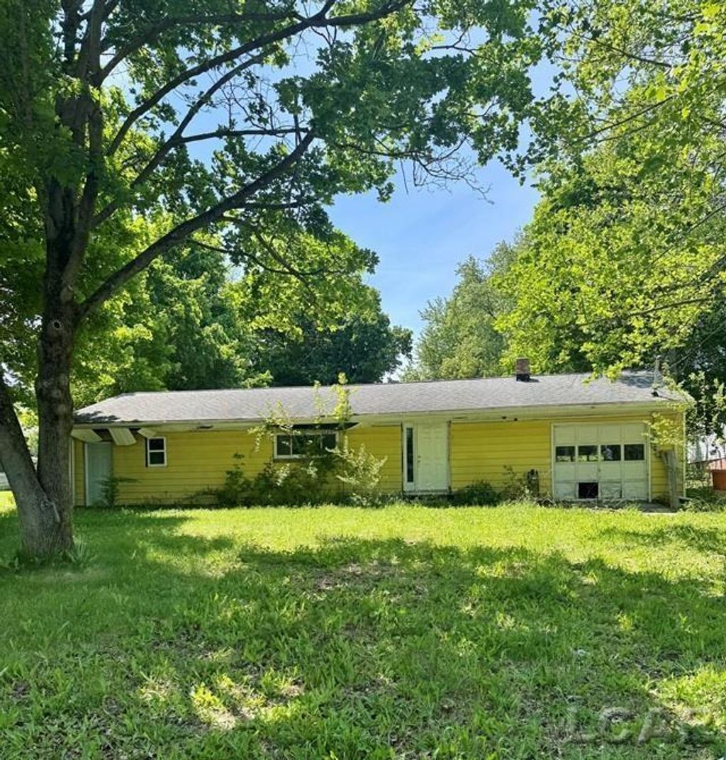 4856 Deleon Dr, Raisin township
