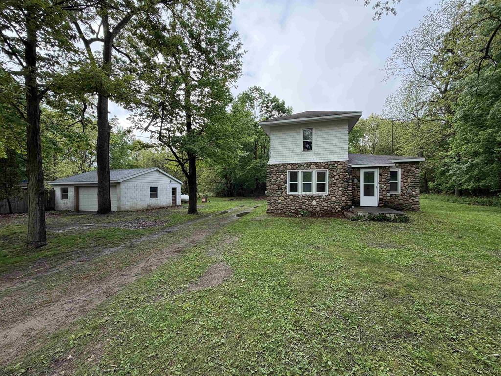 9620 Moreland Rd, Somerset township