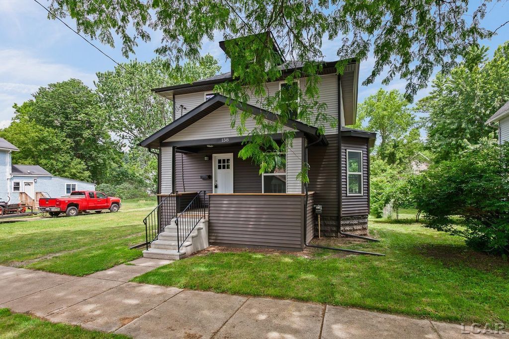 138 E Robinson St, Jackson city