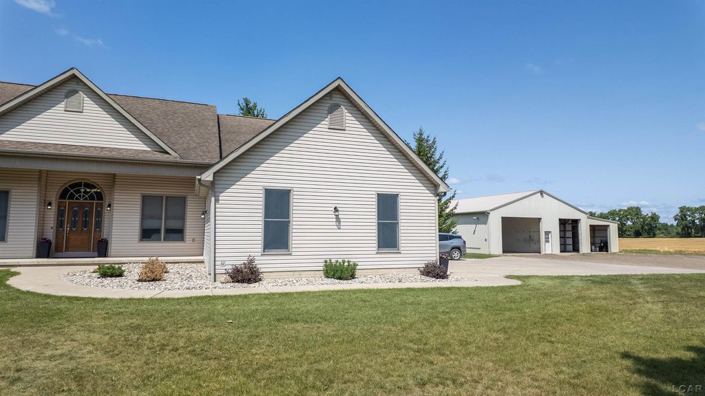 8580 Marr Hwy, Woodstock township