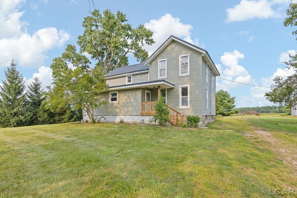 7247 S Wisner Hwy, Franklin township
