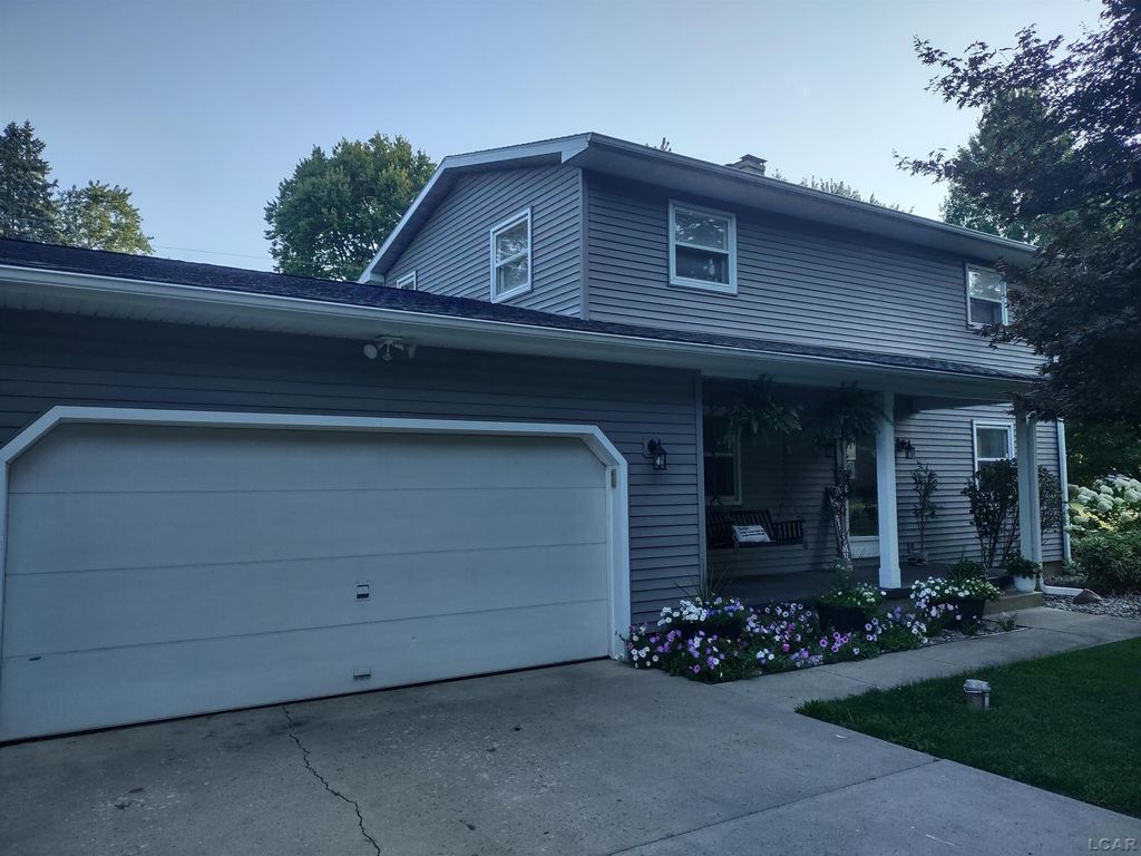 2652 Spielman Road Rd, Adrian township