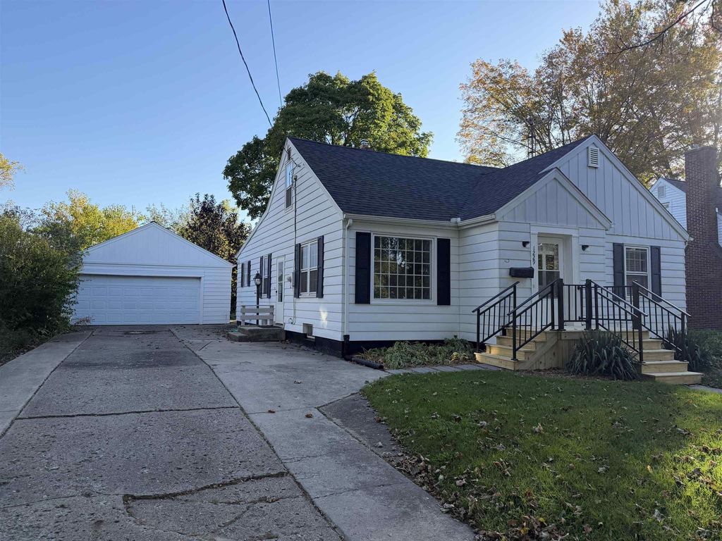 1229 University Ave, Adrian