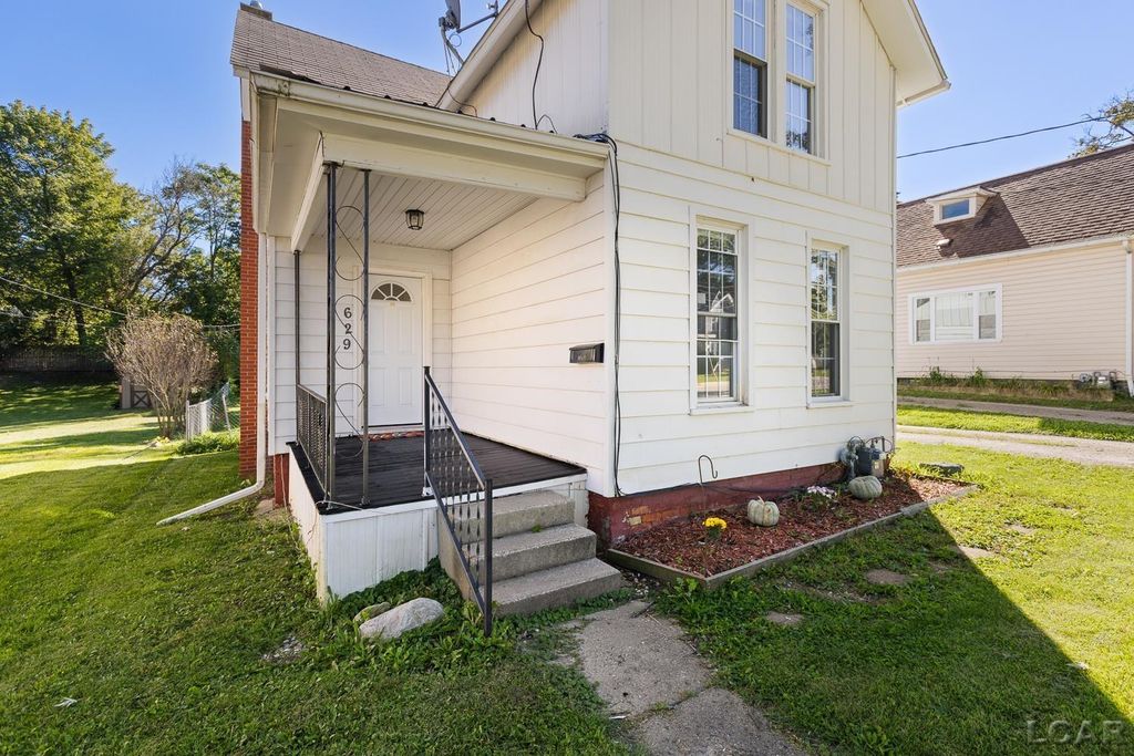 629 S Winter St, Adrian