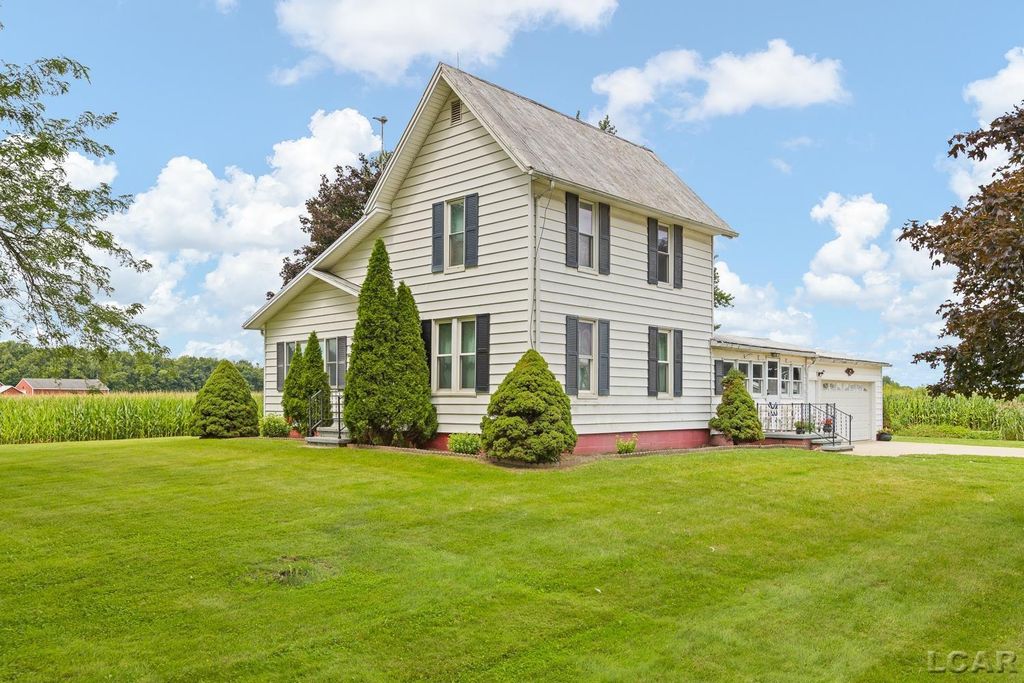 8720 Buckeye Rd, Amboy township