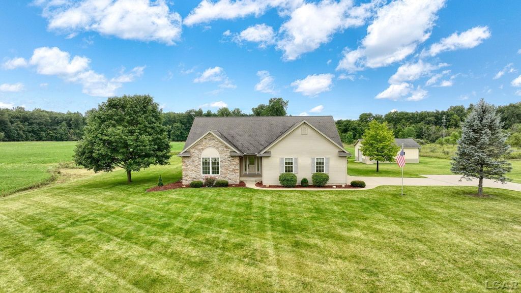 5750 Lyons Hwy, Madison charter township