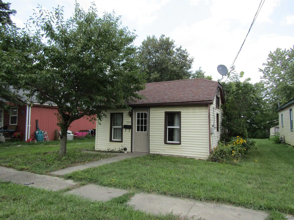741 Oak St, Adrian city