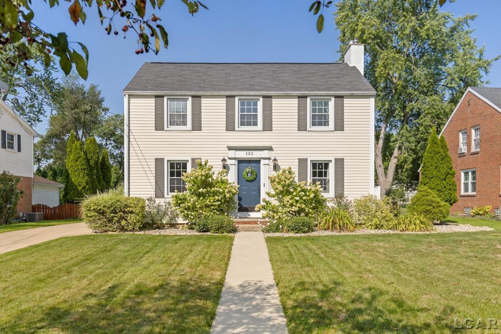 380 S Scott St, Adrian city