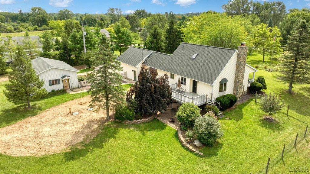 2200 E Munger Rd, Tecumseh township