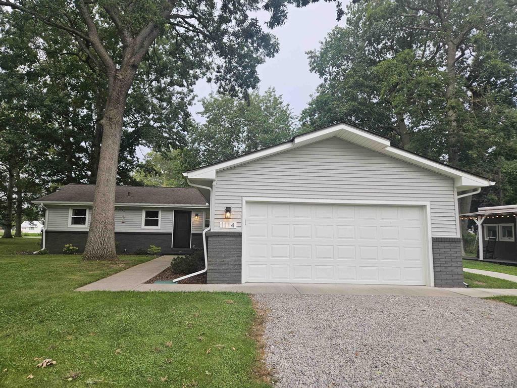 1114 W Samaria Rd, Bedford township