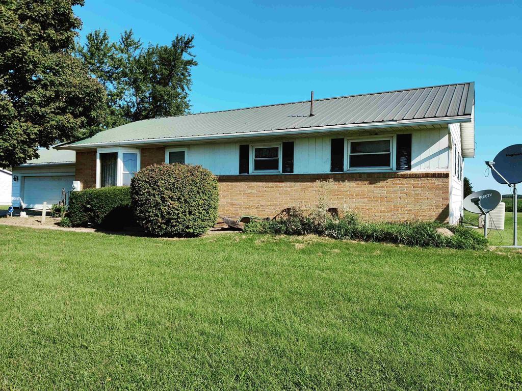 8044 E Weston Rd, Ogden township