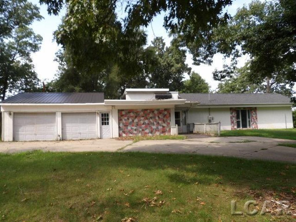 9200 Wolf Lake Rd, Brooklyn