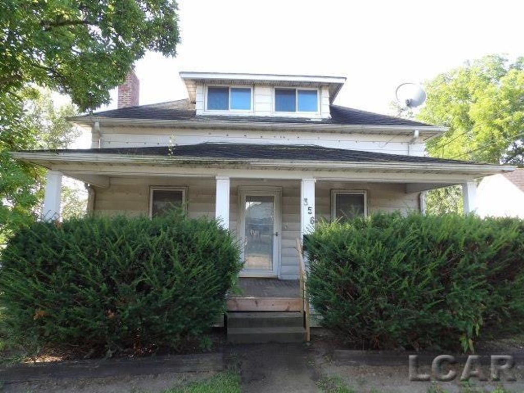 356 E Beecher St, Adrian