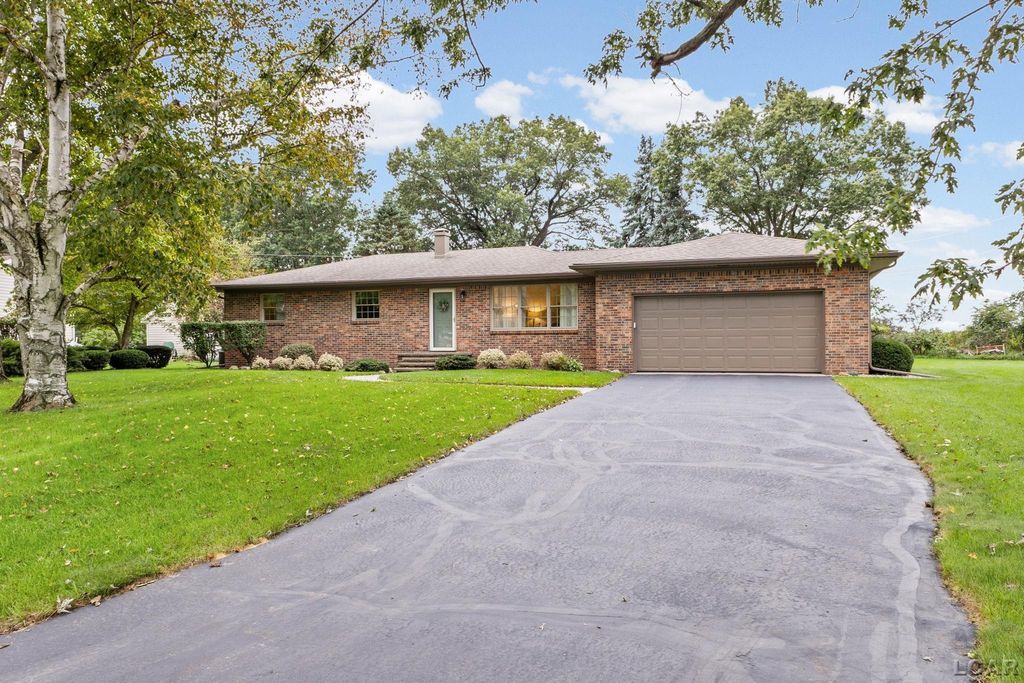 3818 Mcneil Dr, Petersburg