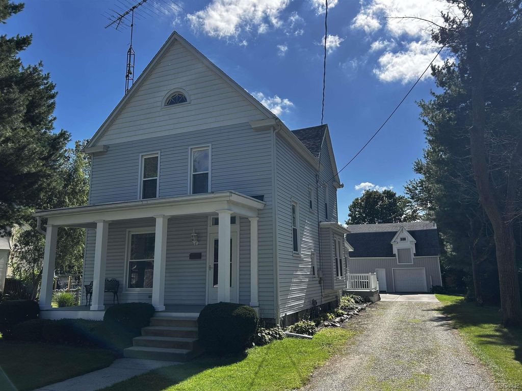 218 Oak St, Morenci