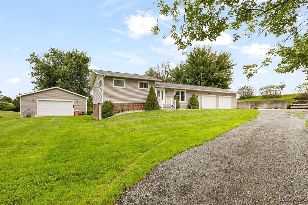 12840 Teachout Rd, Manitou Beach