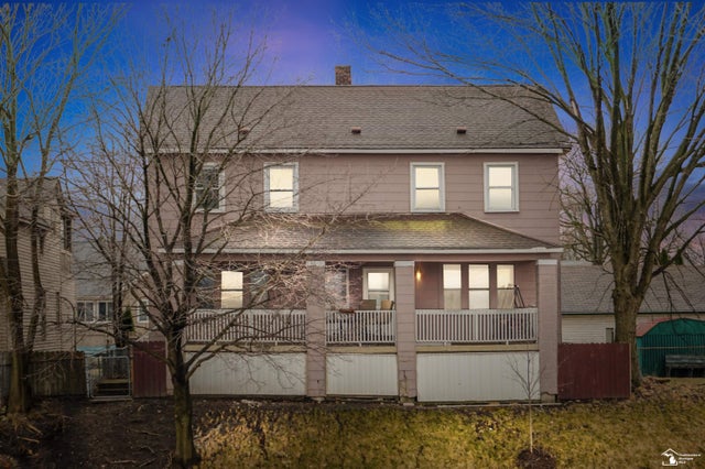745 Eureka Rd, Wyandotte city