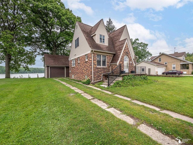 27145 James Ave, Flat Rock city
