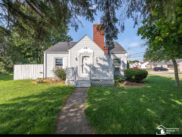 5732 Rosewood Dr, Monroe charter township