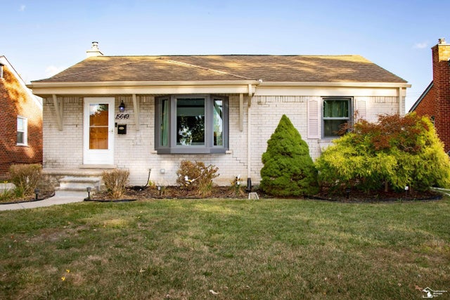 15649 Churchill St, Southgate city