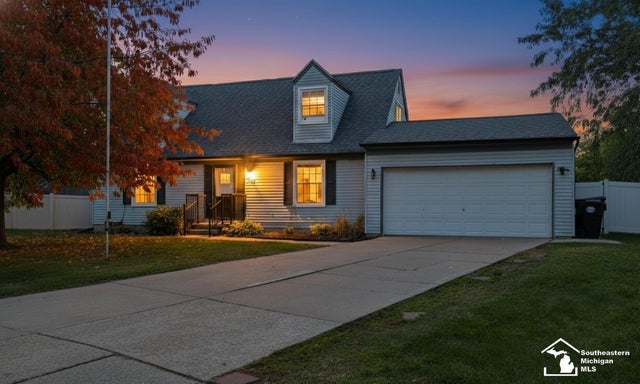 25525 Montebello Ct, Woodhaven city