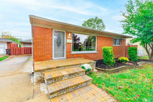 16787 Townley St, Southgate city