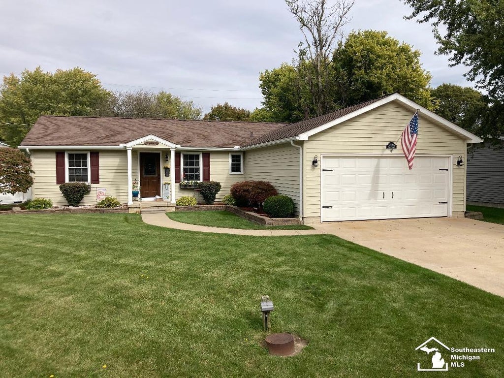 2841 1st St, Frenchtown township